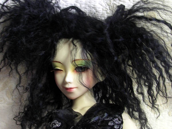 darini_unoa_winkyface_1.JPG (55199 octets)