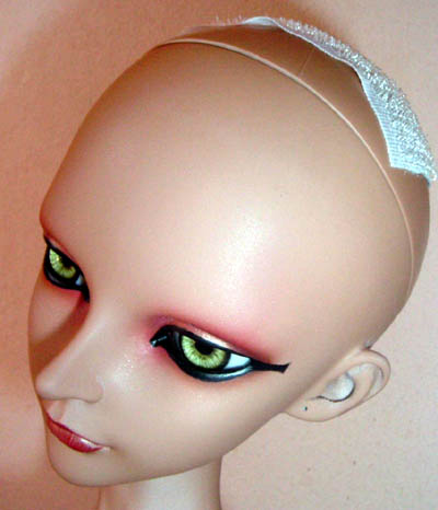 milka_el_tanned_4b.JPG (28352 octets)