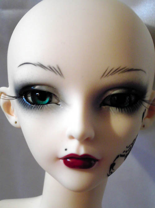 milka_elbw_yaris_3.JPG (32809 octets)