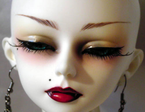 milkas_shiwooss_rochel_03.JPG (24348 octets)